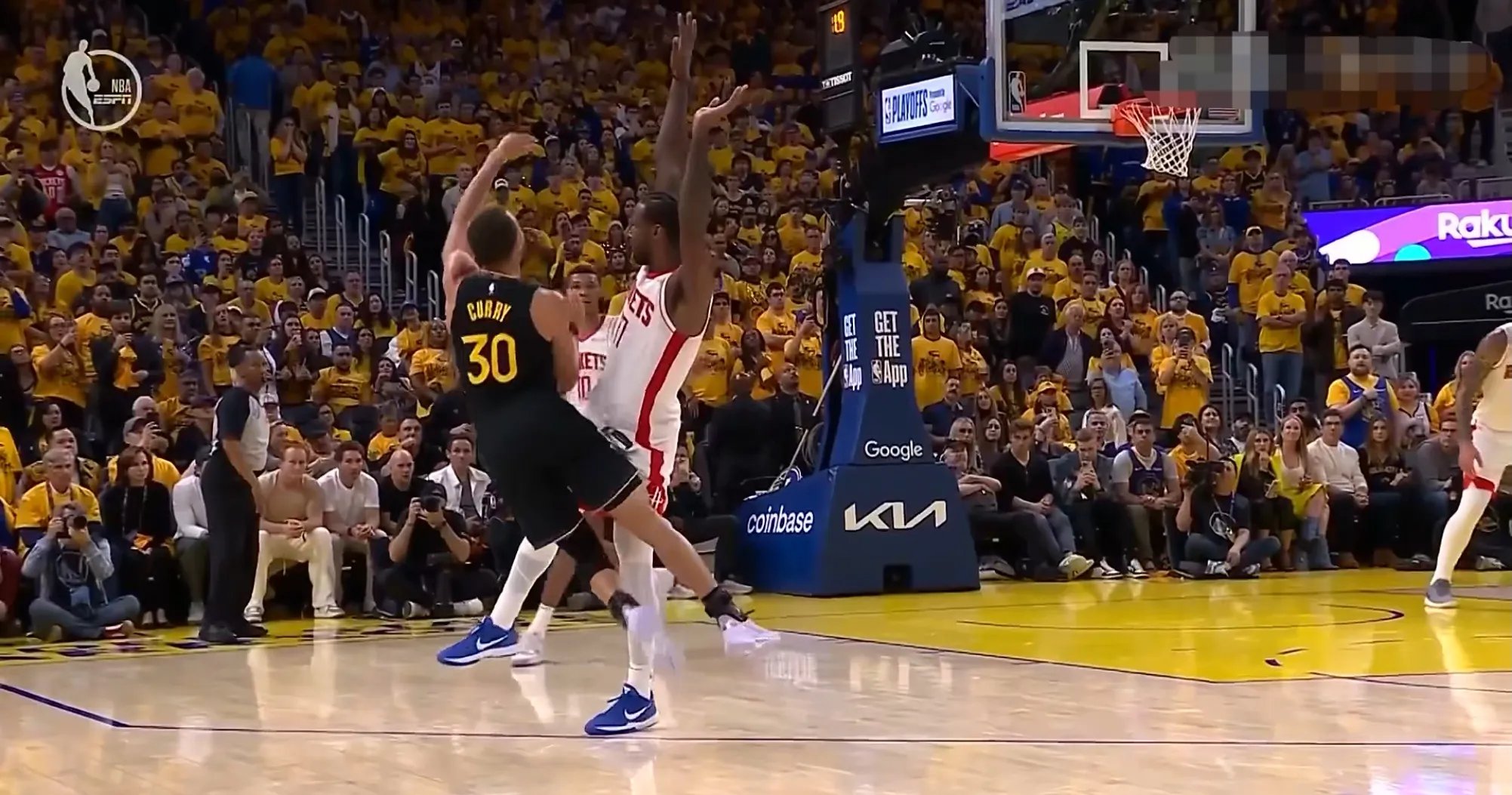 九游体育-库里焦点对战，穆古鲁扎与90激战勇士分钟，险胜胜负难料！观众掌声雷动-九游体育